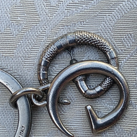 Gucci Keychain - Picture 9 of 9